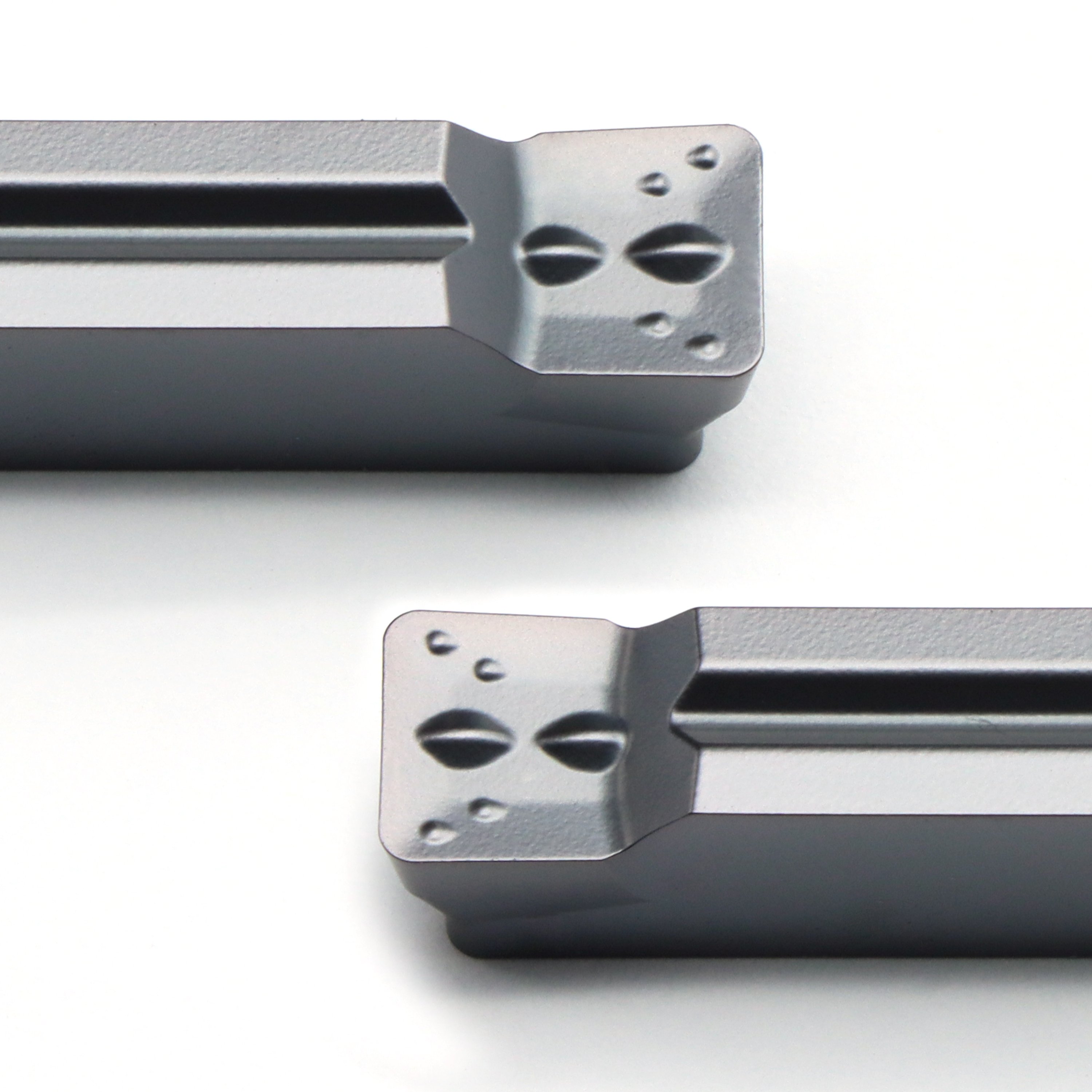 MGMN600G JGA20F High quality grooving iNSERTS for Stainless steel ZZJG Brand cutting tools