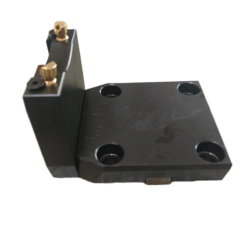 New Fixed Tool Holder for Drilling and Boring with Core Bearing Components