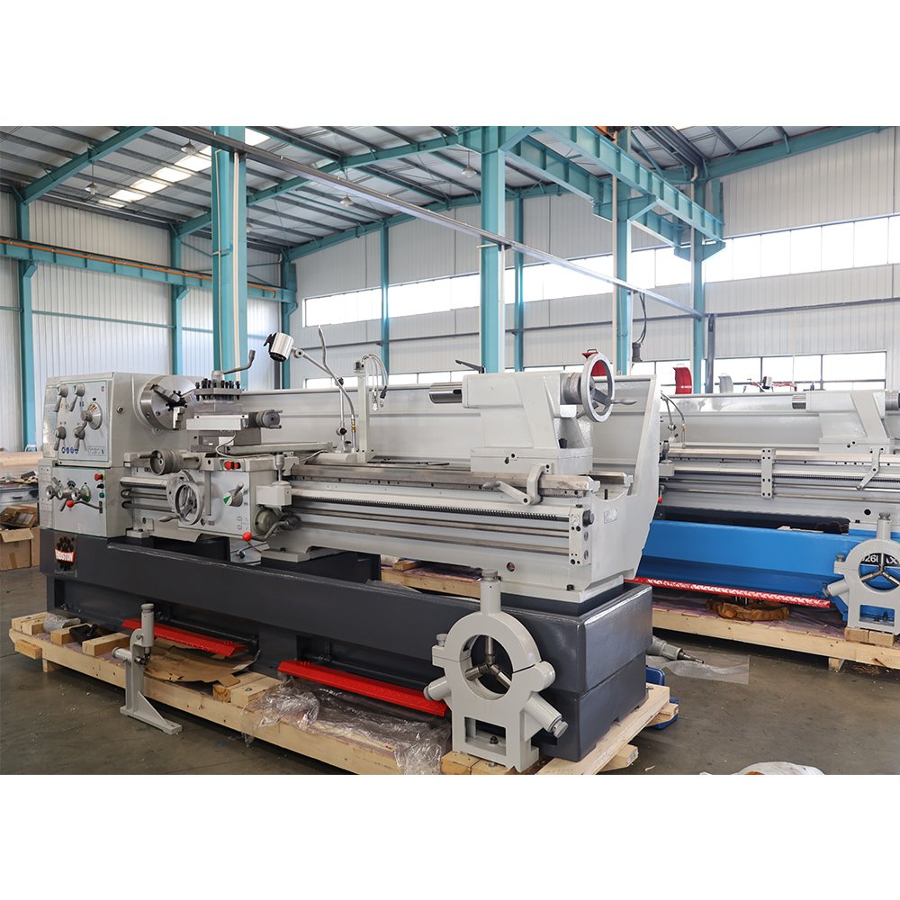 High Quality 105mm Spindle Bore Manual Metal Lathe Machine C6266A With 3000 Center Distance For Metal Processing