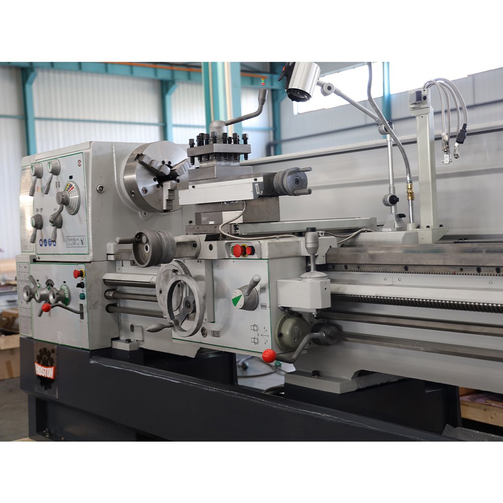 High Quality 105mm Spindle Bore Manual Metal Lathe Machine C6266A With 3000 Center Distance For Metal Processing