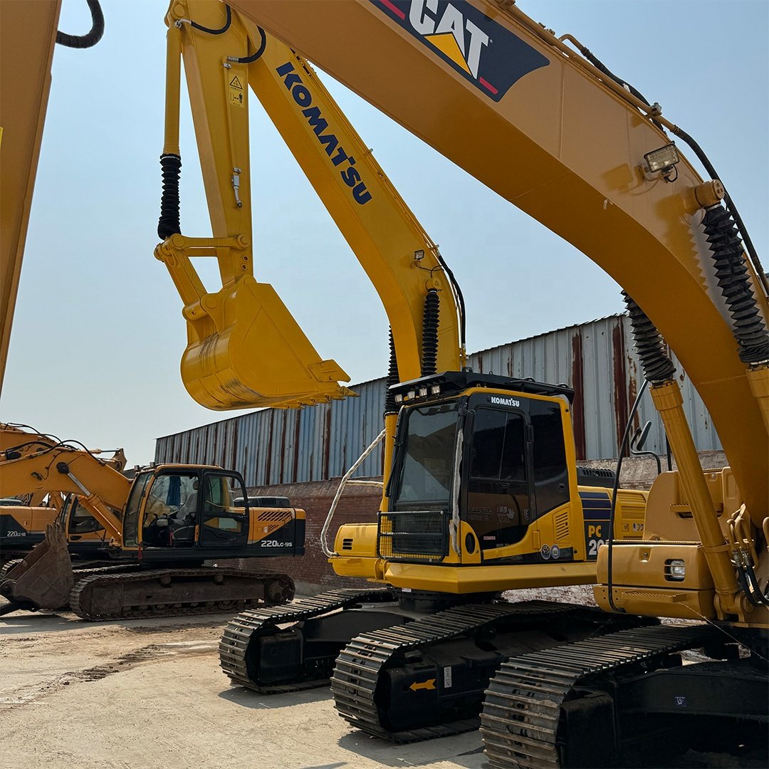 Original 20ton used Komatsu PC200 excavator second hand hydraulic pump crawler Komatsu PC200 excavator mini digger for sale