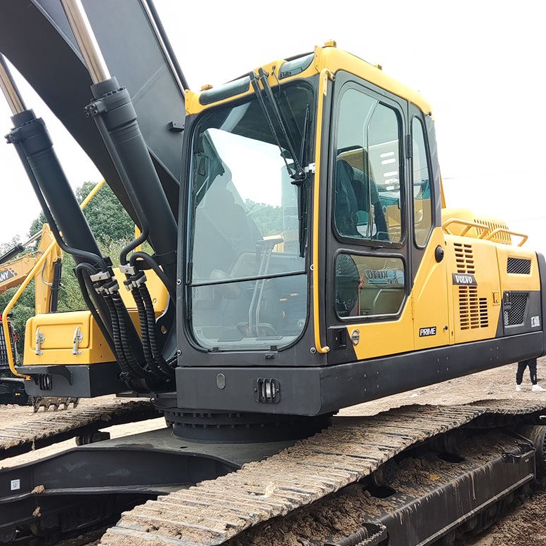 Korea Origin Large Construction Volvo 360 Excavator Used Digger Machine for Sale