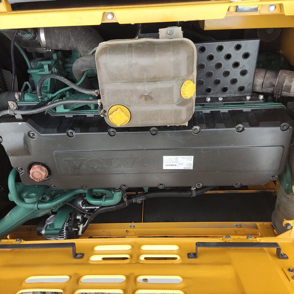 Korea Origin Large Construction Volvo 360 Excavator Used Digger Machine for Sale