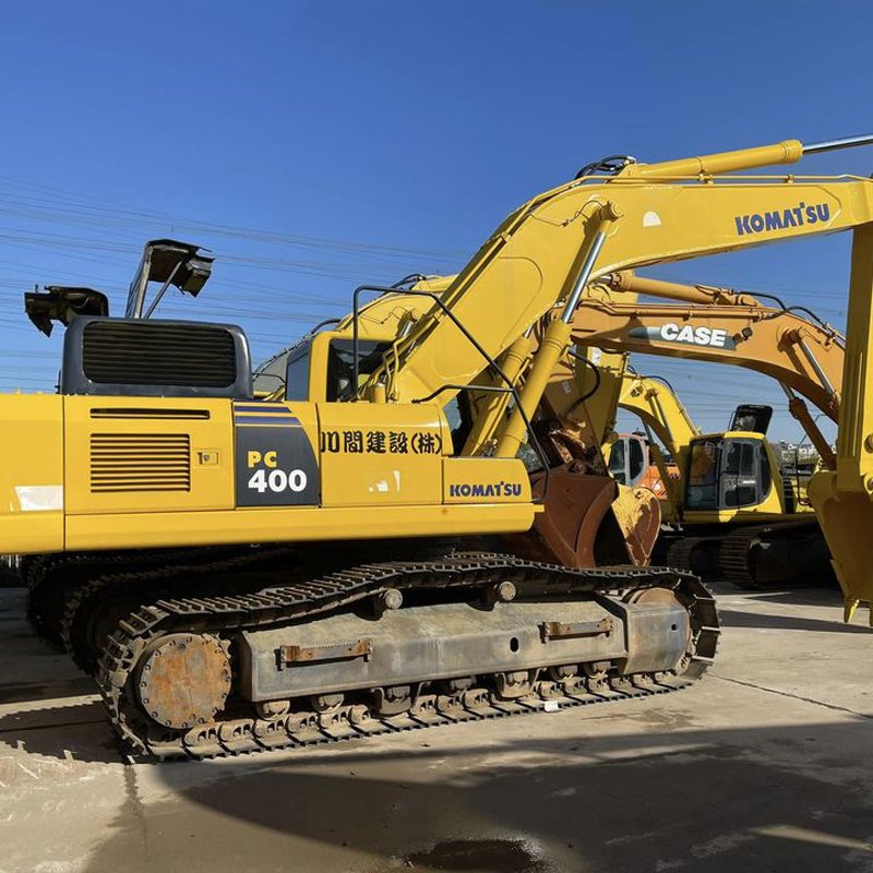 Low price Komatsu PC400 40ton crawler excavator with jack hammer, original painting Komatsu PC 400 digger in China