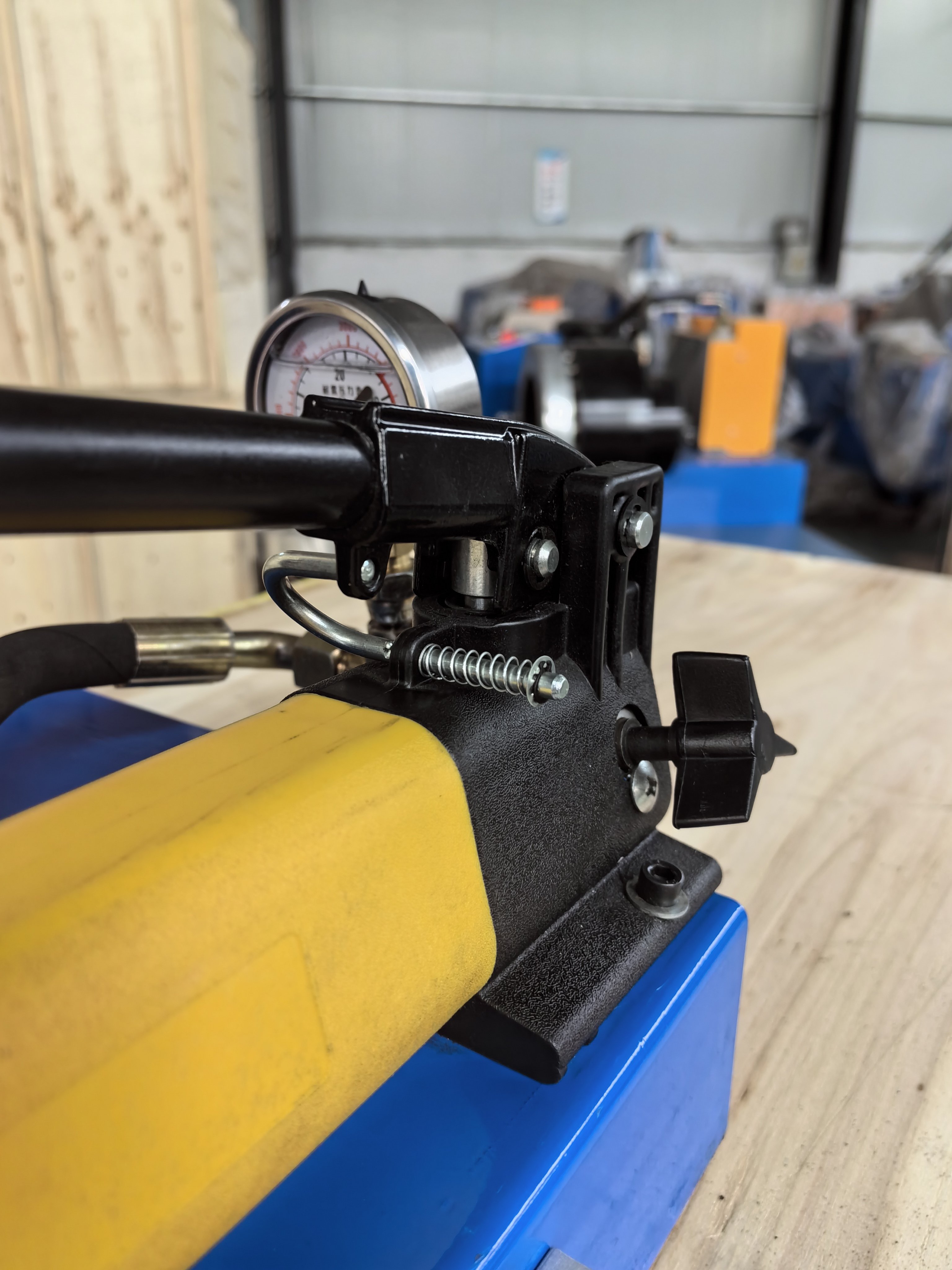 crimping machine for pressing hydraulic hoses and fittings portable manual 1/4-2" hydraulic hose crimping tool