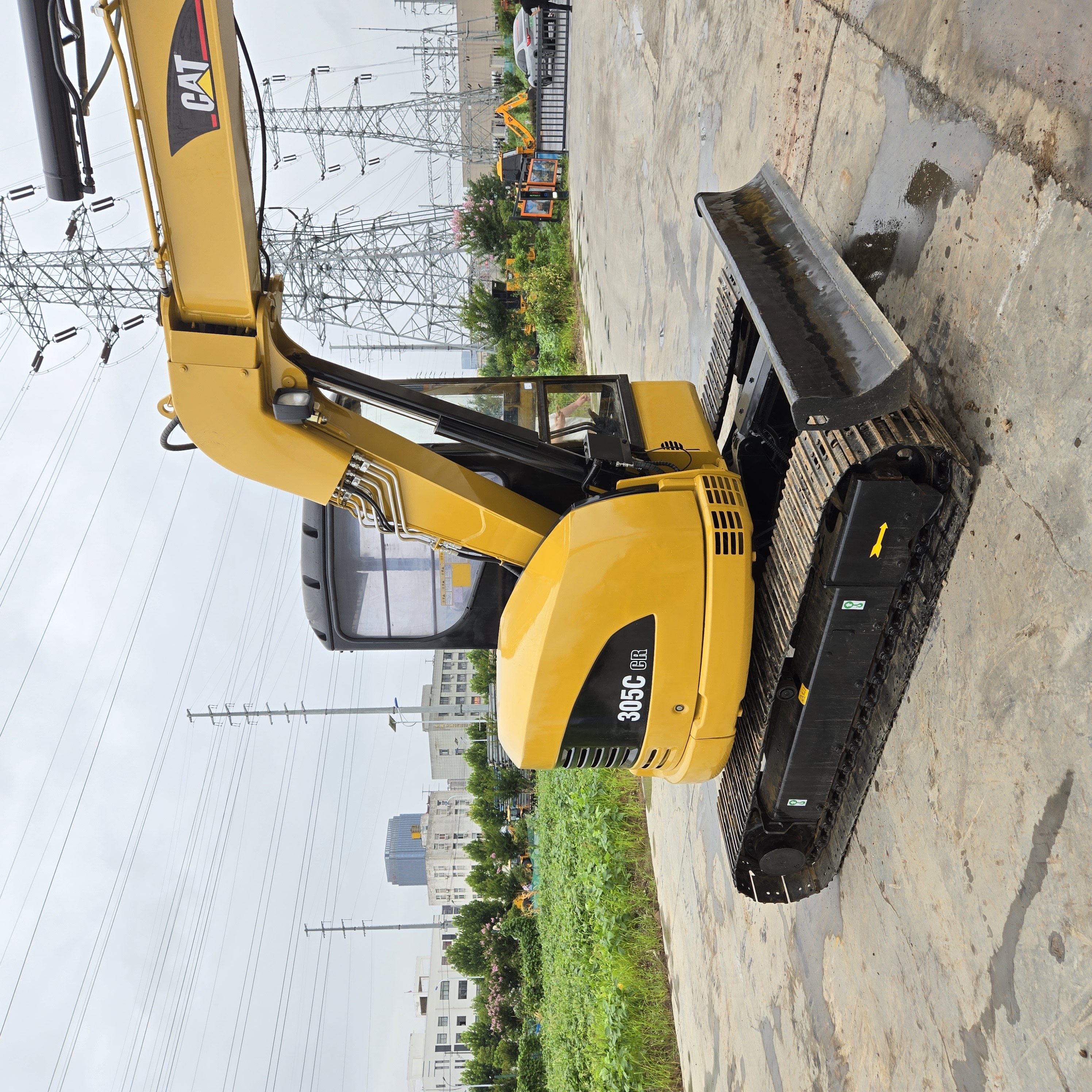 Cat 305C 305C CR CAT305 Mini Used Excavator 5 TON Second Hand Micro Crawler Digger Caterpillar Excavator for garden home use