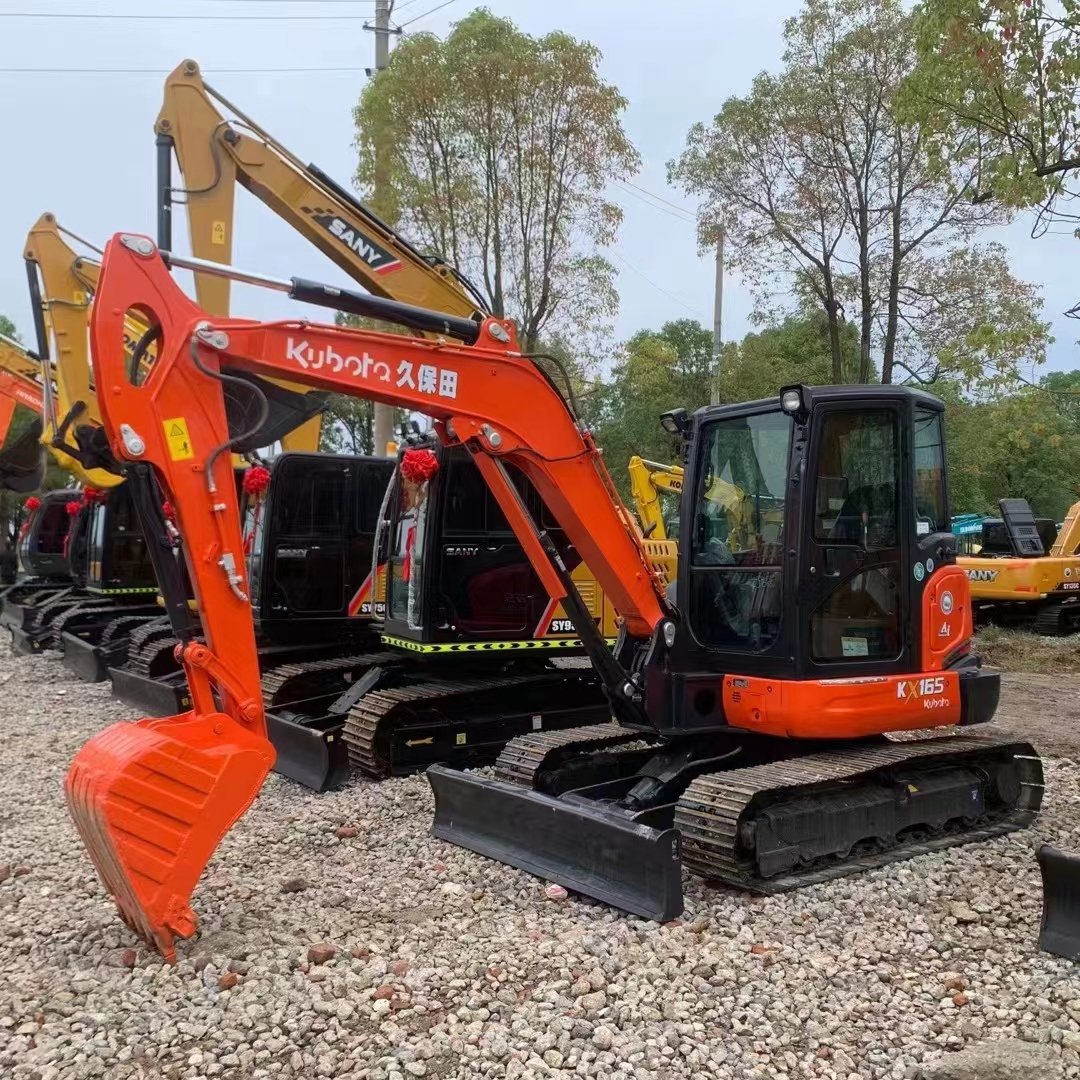 EPA engine Cheap second-hand original Kubota 165-5 Hydraulic used Crawler Excavator mini digger For Sale a low price