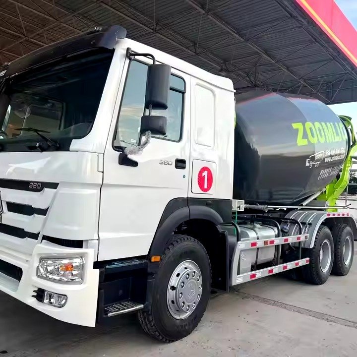 Used mobile sinotruk cement concrete mixer trucks 5m3 8m3 10cbm Going For Very Awesome Prices