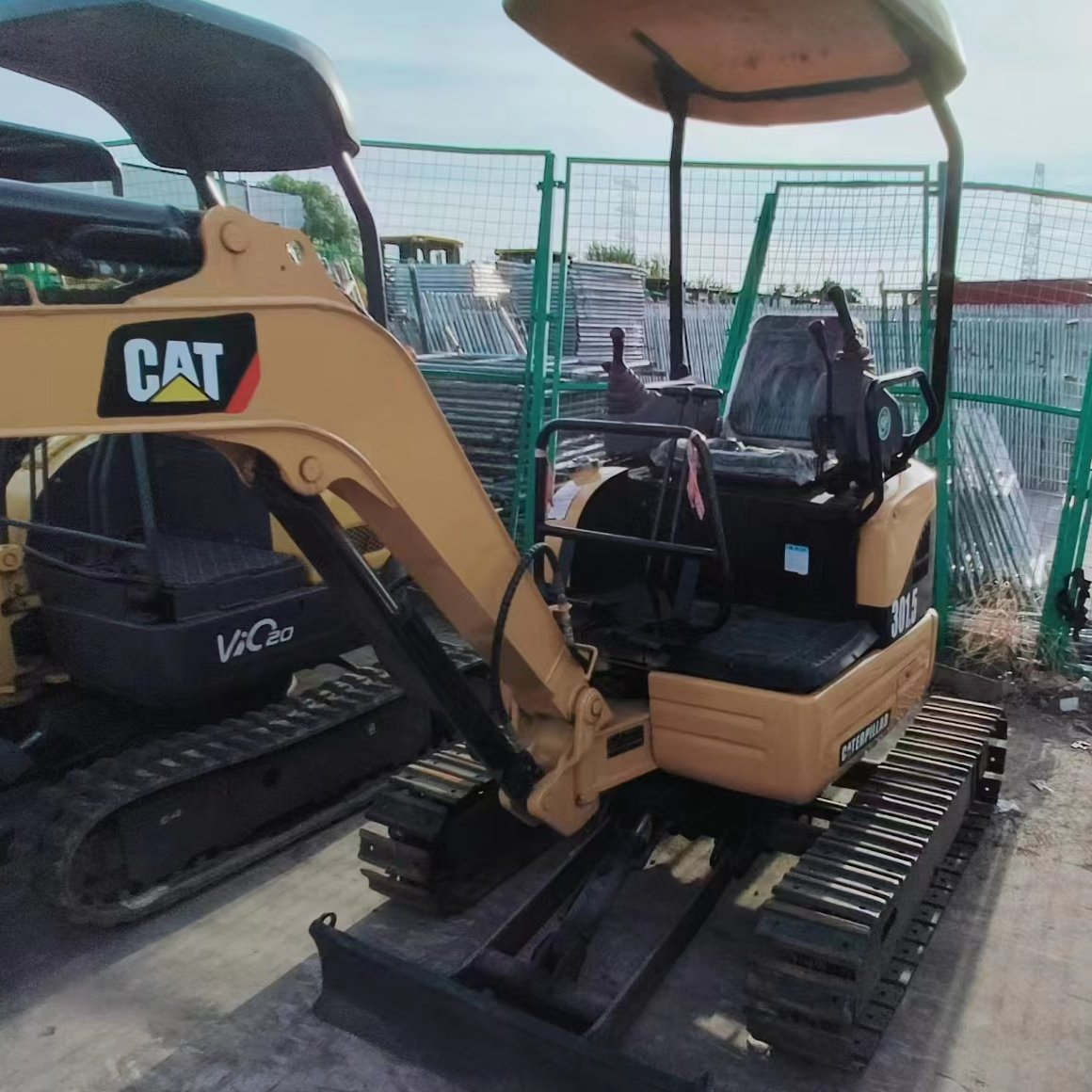 used caterpillar 1.5ton mini excavator CAT 301.5
