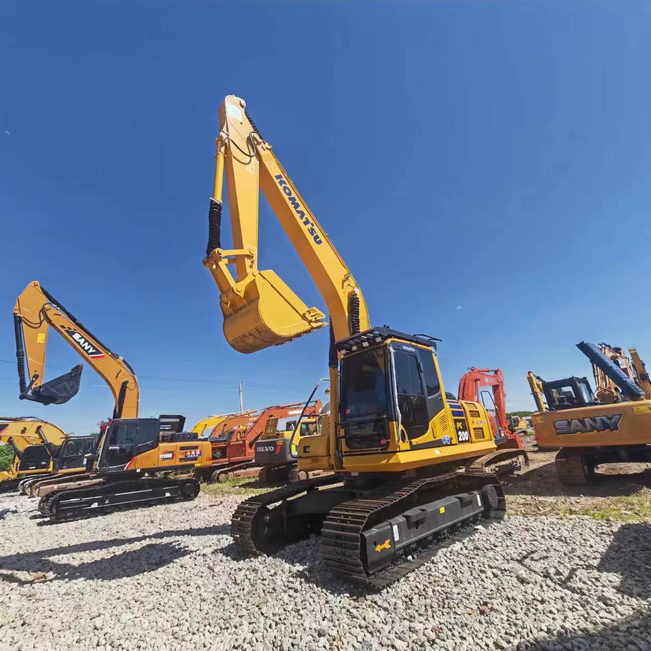 Fairly New Good Quality Used Excavator KOMATSU PC200-8 Hydraulic Crawler 20 Ton Construction Digger Machine
