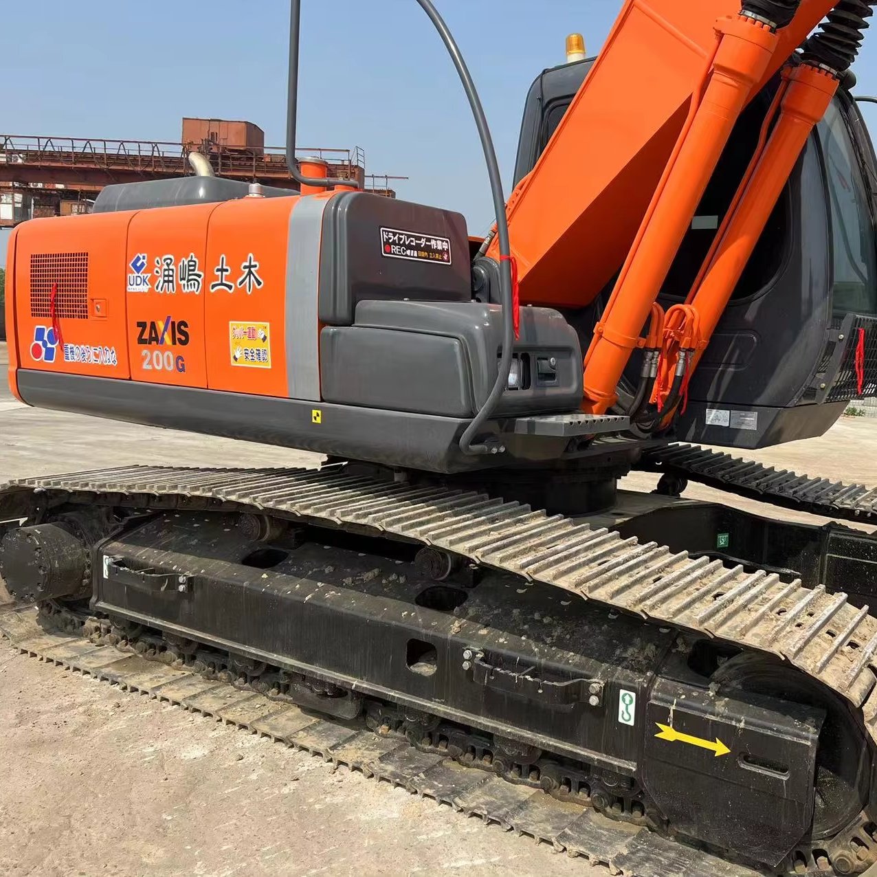 Uesd crawler digger Second Hand excavator hitachi ZX200 original Japan 21 ton good condition 90% new 2022 machine