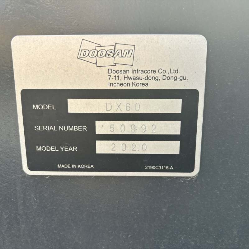 Used doosan 6ton dx60 excavator on sale in stock