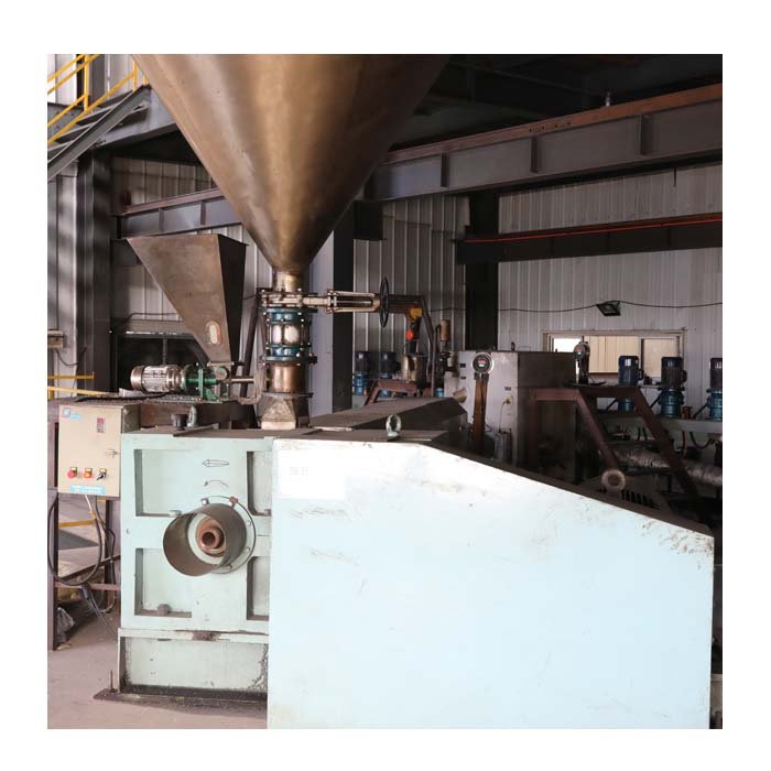 PET flake recycling polyester staple fiber plant / PSF production line polyester staple fiber making machine