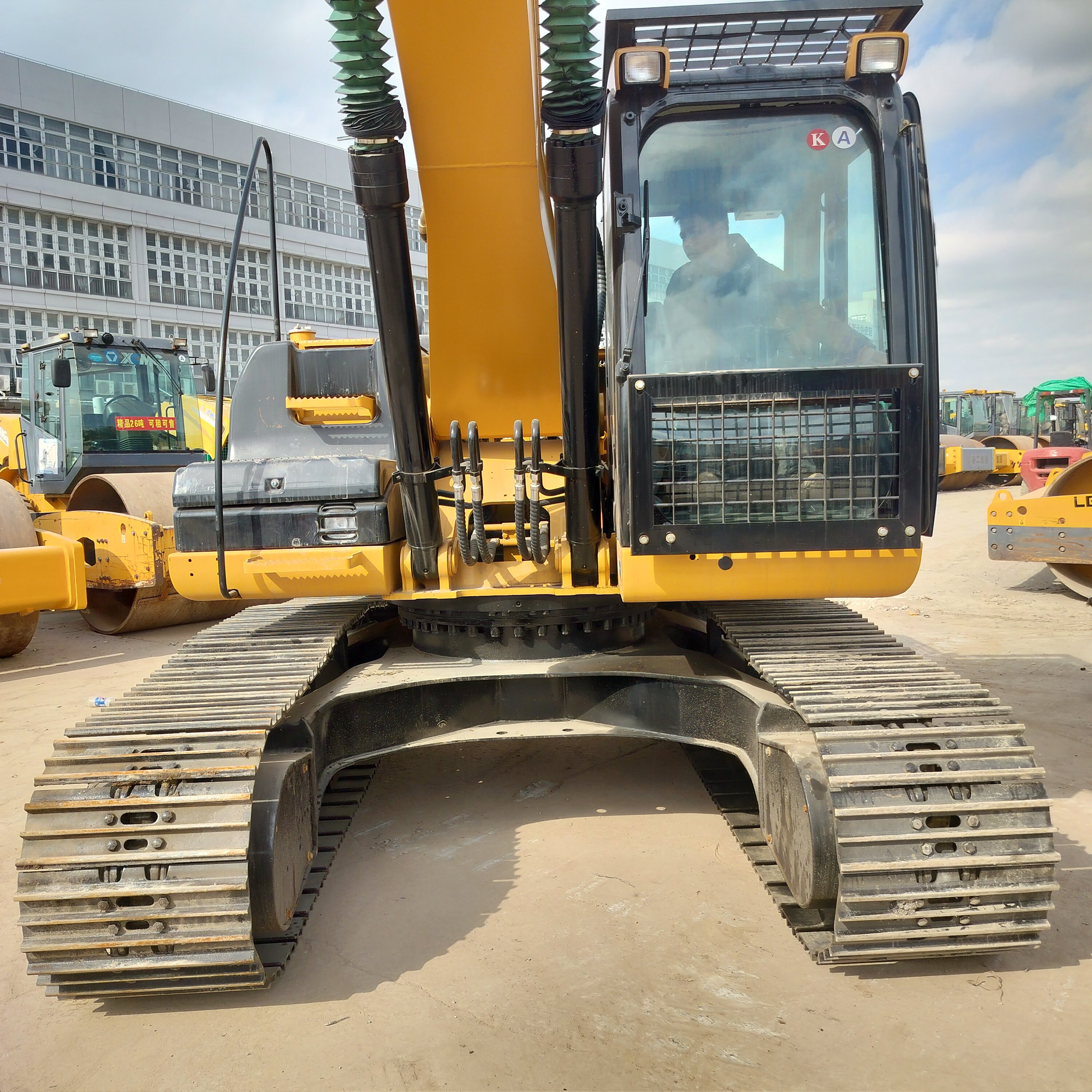 Construction 320 D Earth Moving Excavator Machine Used Excavator for Caterpillar Provided MITSUBISHI Motor Pump Machine 2021 23