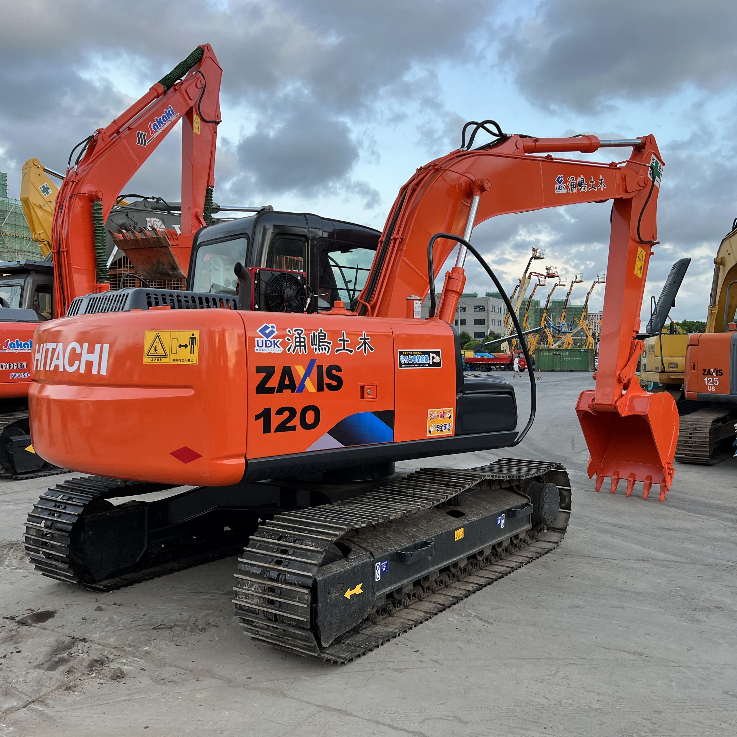 Used HITACHI ZX120 120 12ton crawler excavator Japanese original machine digger HITACHI120