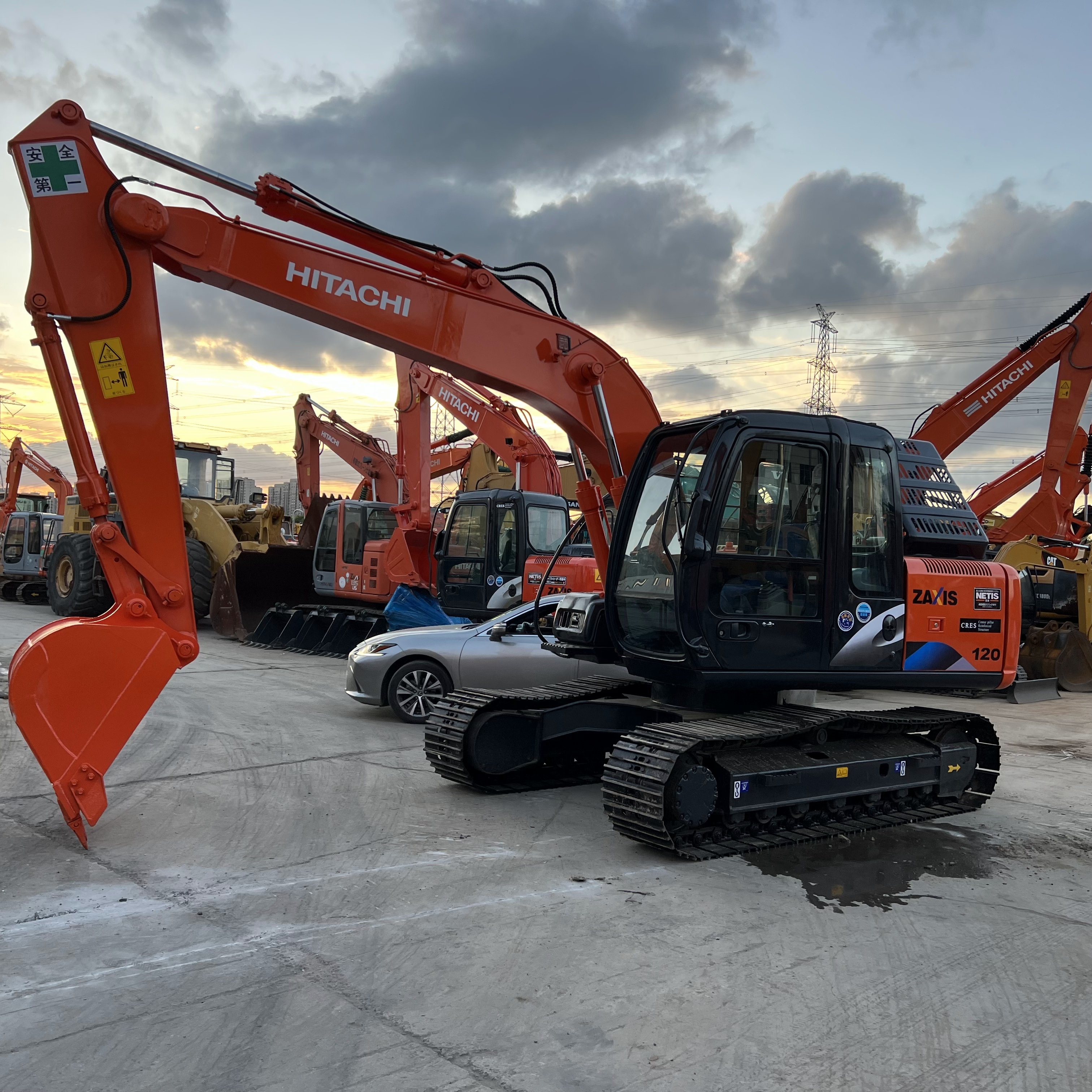 Used HITACHI ZX120 120 12ton crawler excavator Japanese original machine digger HITACHI120