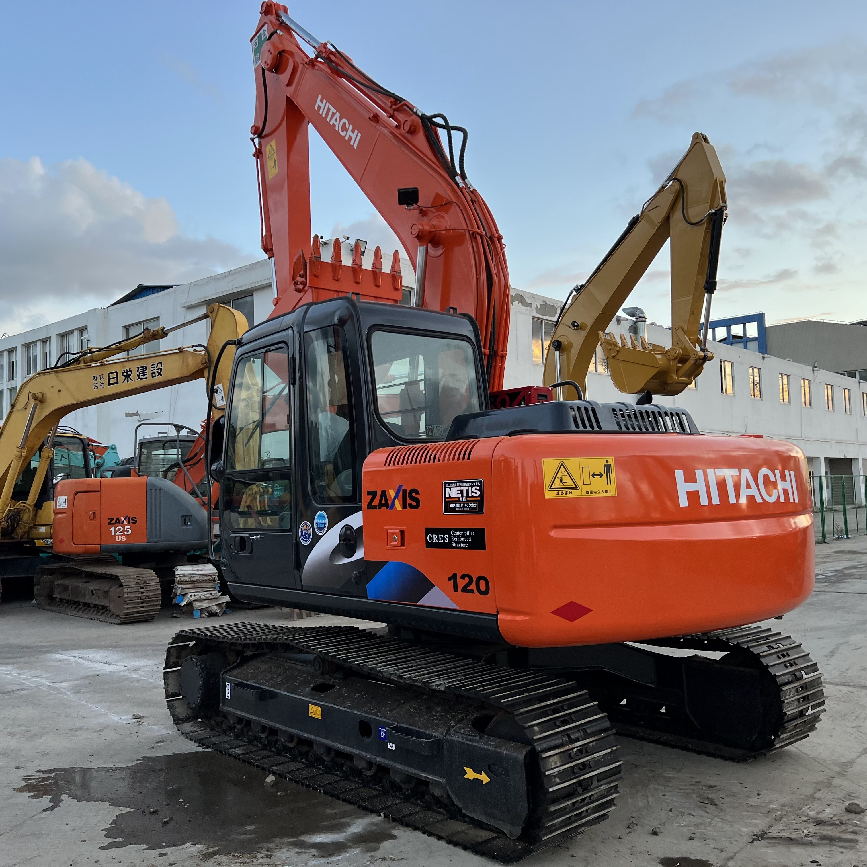 Used HITACHI ZX120 120 12ton crawler excavator Japanese original machine digger HITACHI120
