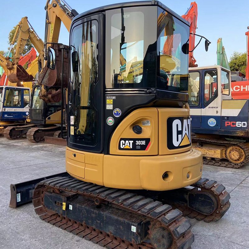perfect quality and good condition used construction machine used Excavator CAT303Ecr mini excavator in suitable price