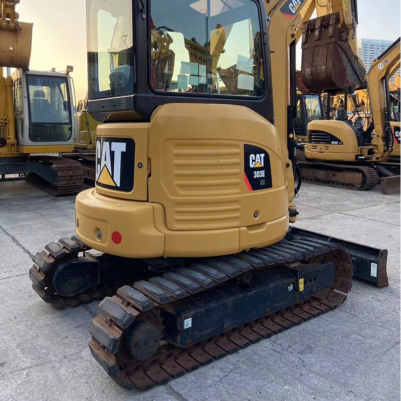 perfect quality and good condition used construction machine used Excavator CAT303Ecr mini excavator in suitable price