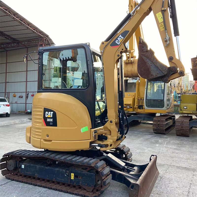 perfect quality and good condition used construction machine used Excavator CAT303Ecr mini excavator in suitable price