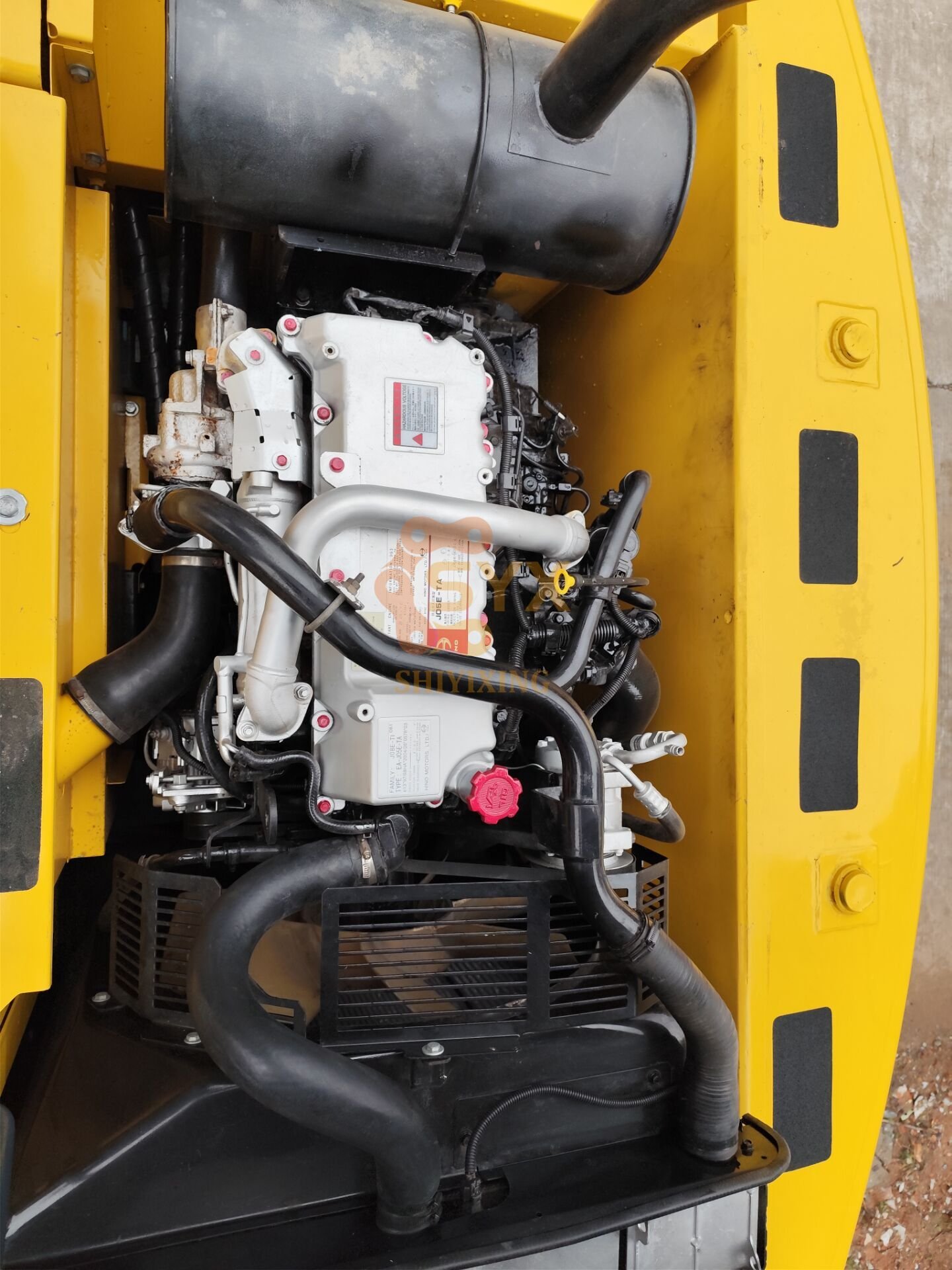 New arrival kobelco sk200 crawler excavator 20 tons construction machinery used kobelco sk200