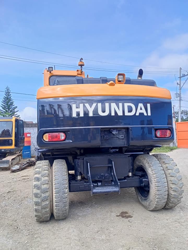 used hyundai R140W wheel excavator south korea doosan daewoo 140w 140 wheel excavator for sale