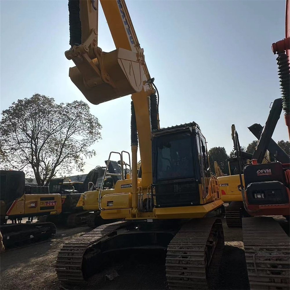 Original color second hand komatsu pc 200 -8 used komatsu pc200 used good quality excavator
