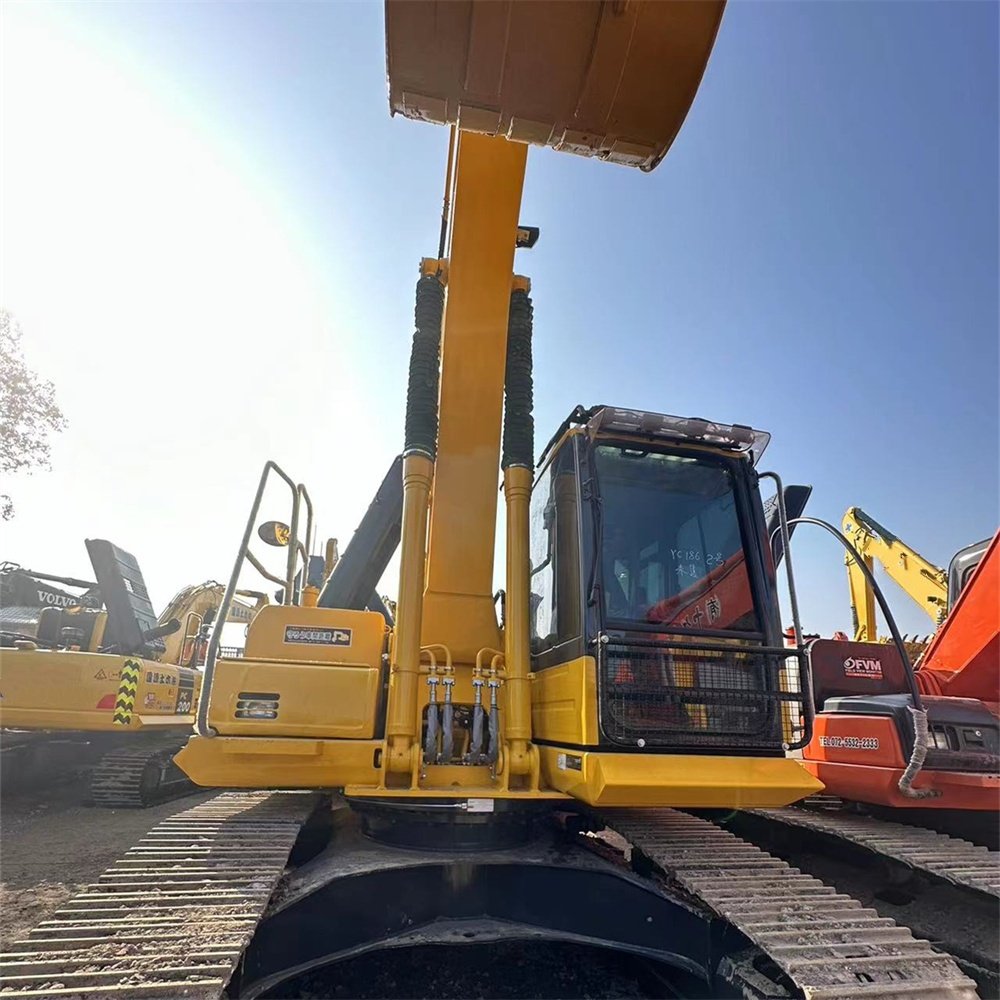 Original color second hand komatsu pc 200 -8 used komatsu pc200 used good quality excavator