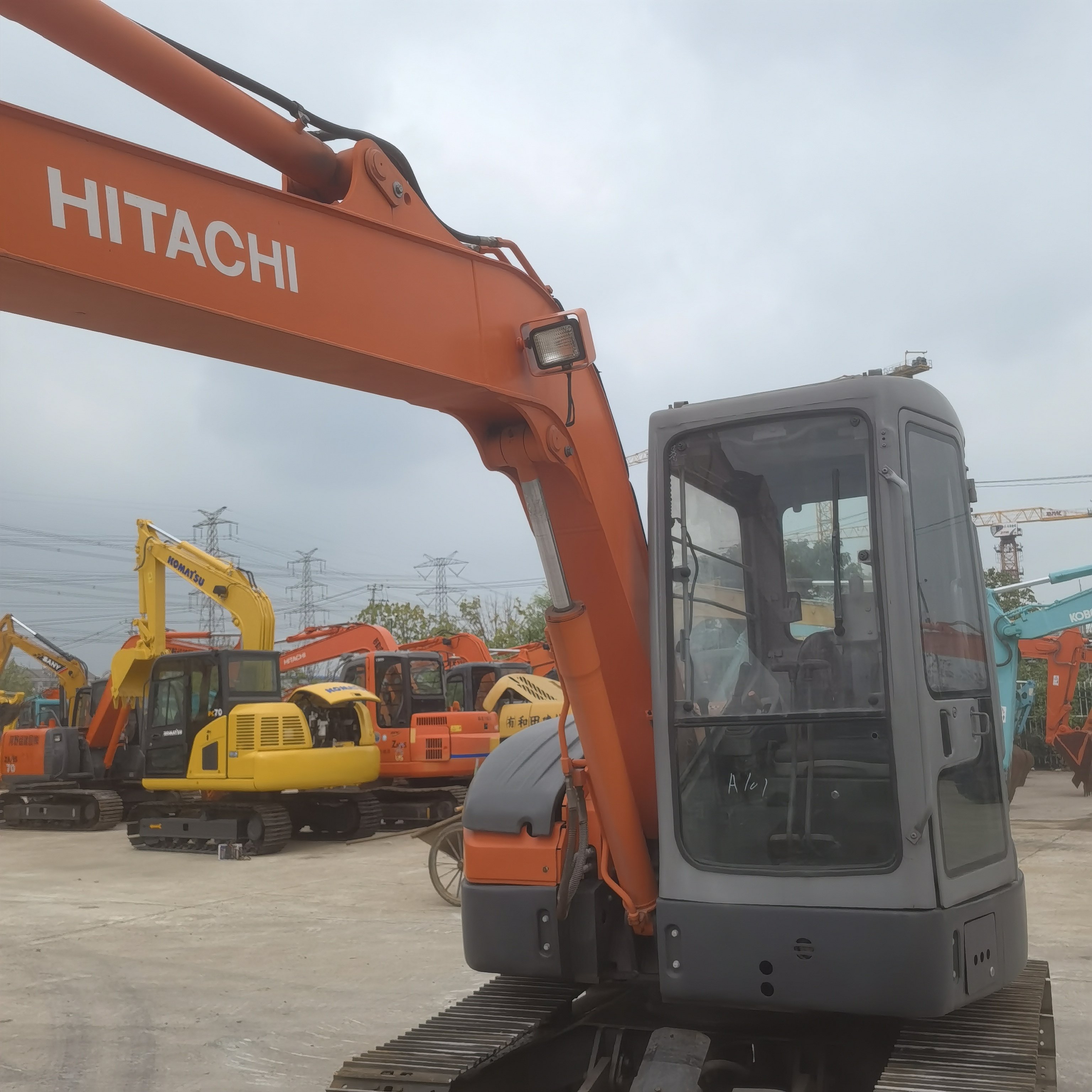 Used construction equipment Hitachi ZX55 Crawler Excavator machine earth-moving machinery Digging Machine for sale