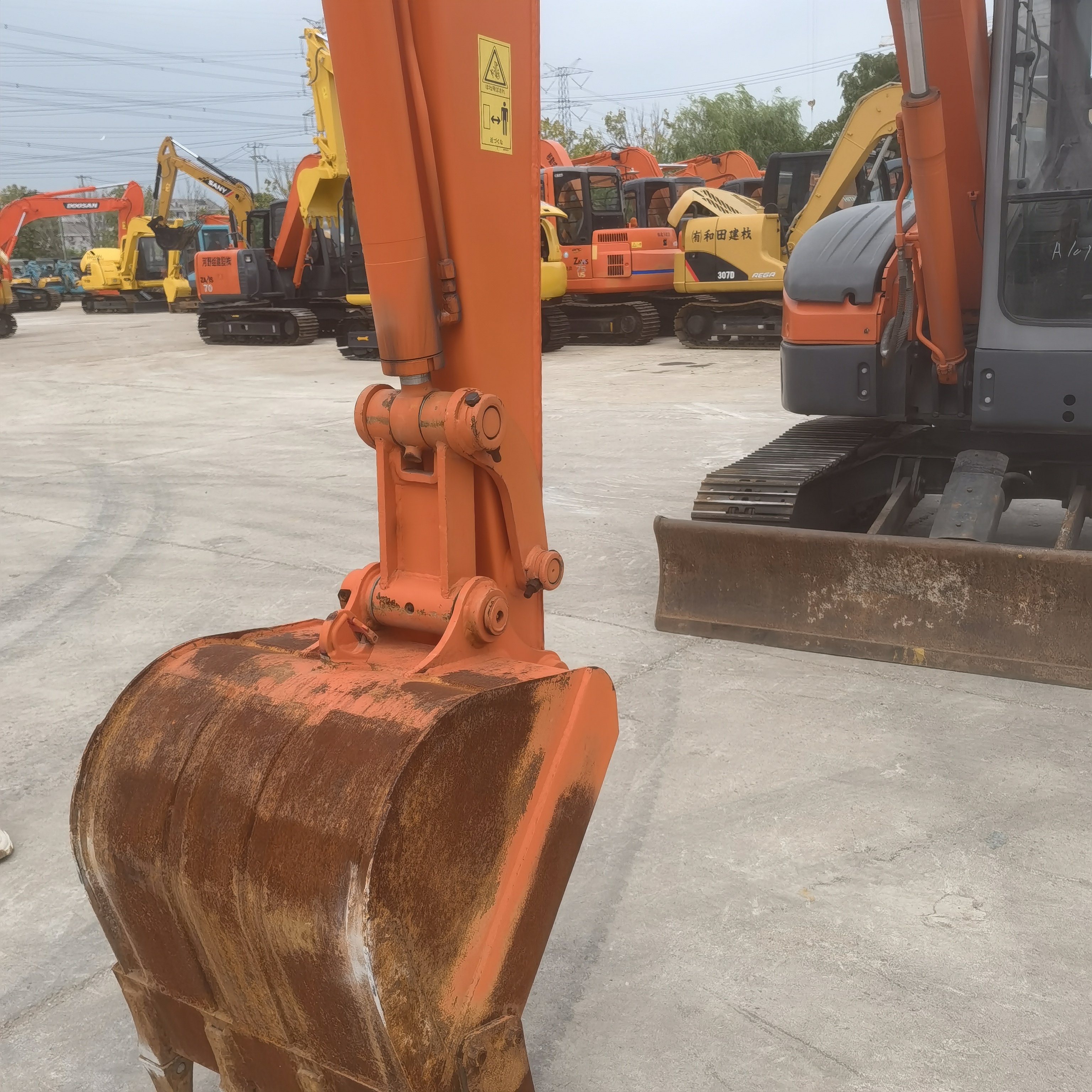 Used construction equipment Hitachi ZX55 Crawler Excavator machine earth-moving machinery Digging Machine for sale