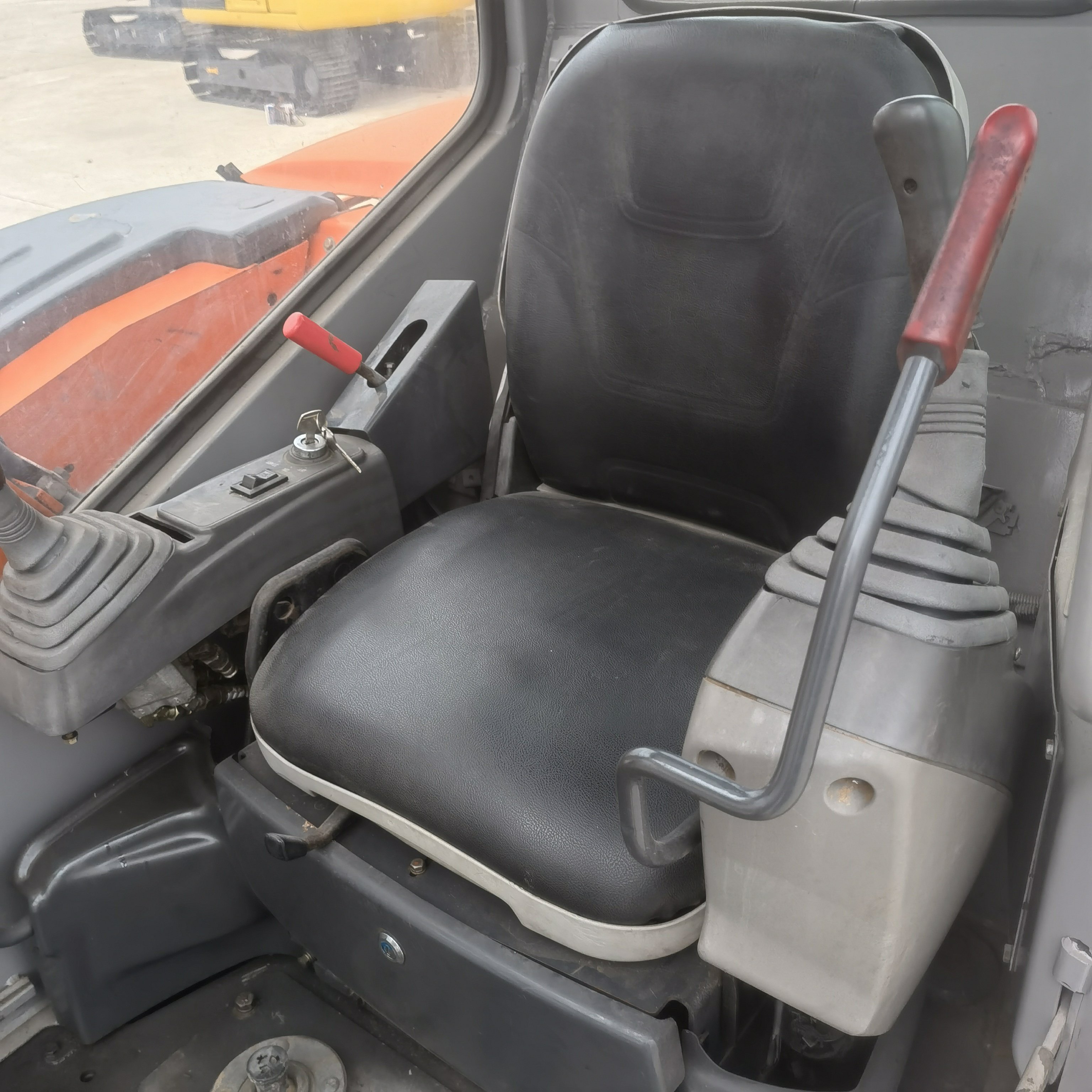 Used construction equipment Hitachi ZX55 Crawler Excavator machine earth-moving machinery Digging Machine for sale