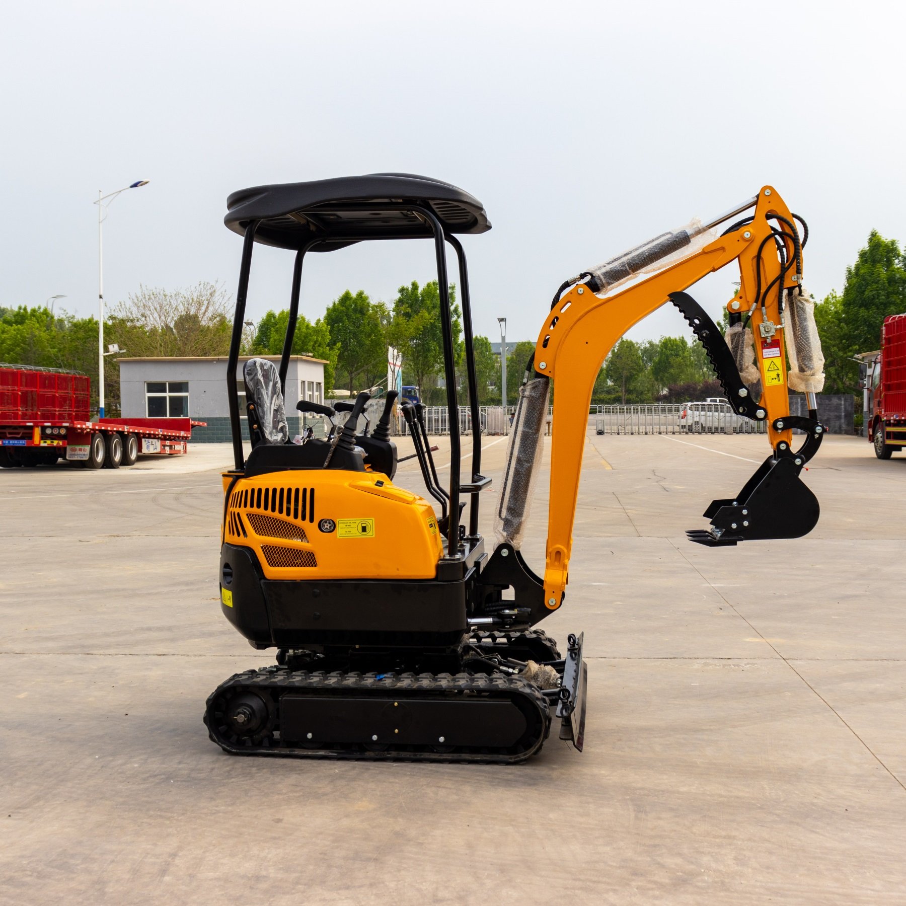 HT18 Small Mini Excavator 1.8 Ton Excavator Digging machine For Sale