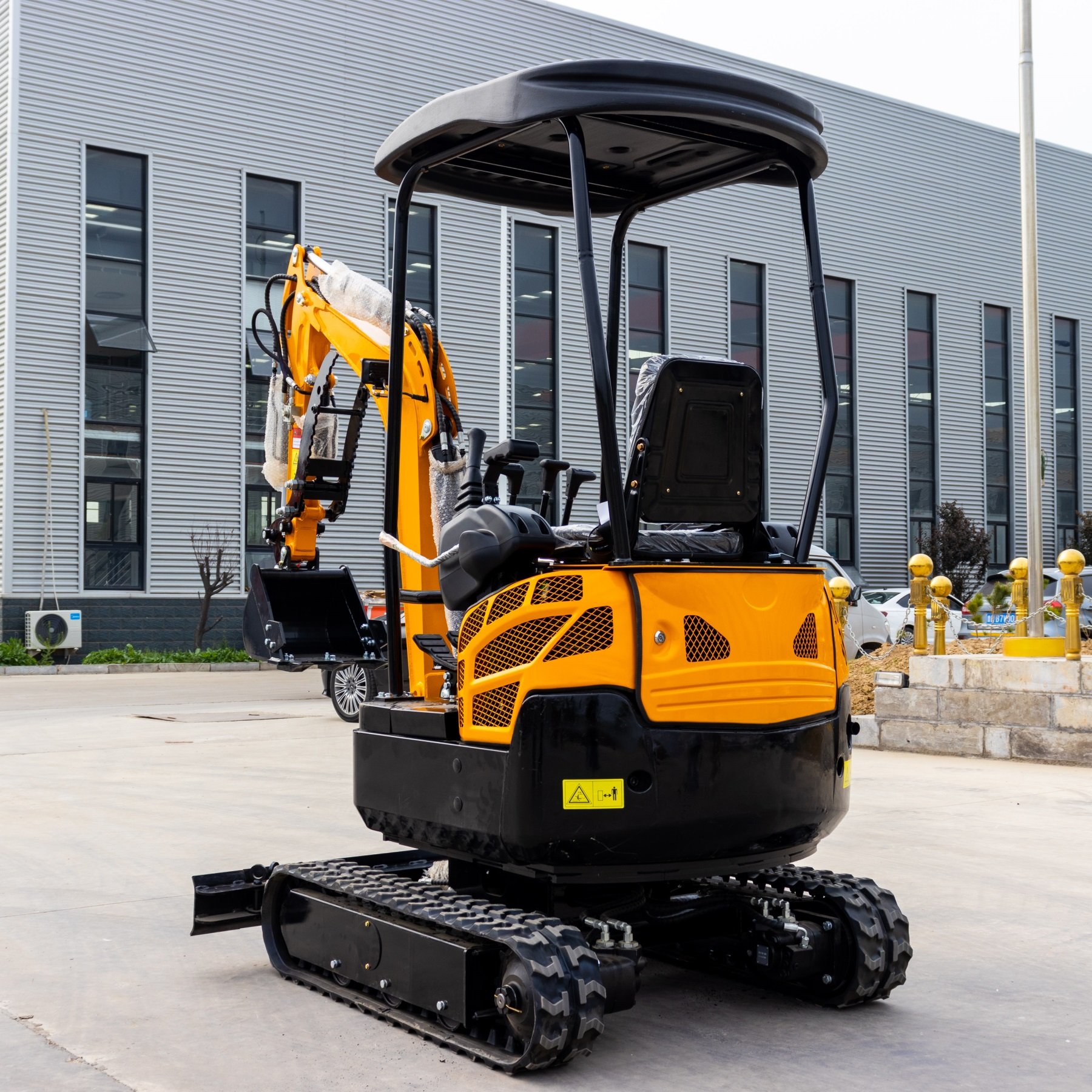 HT18 Small Mini Excavator 1.8 Ton Excavator Digging machine For Sale