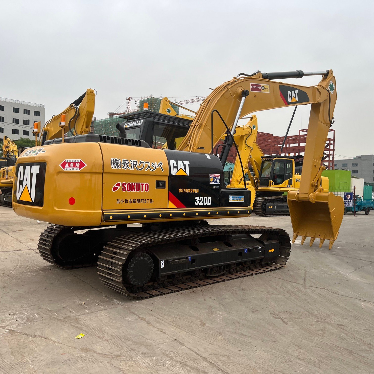 Used Caterpillar digging machinery CAT 320 320D 320DL crawler excavator machine with drilling attachments for sale