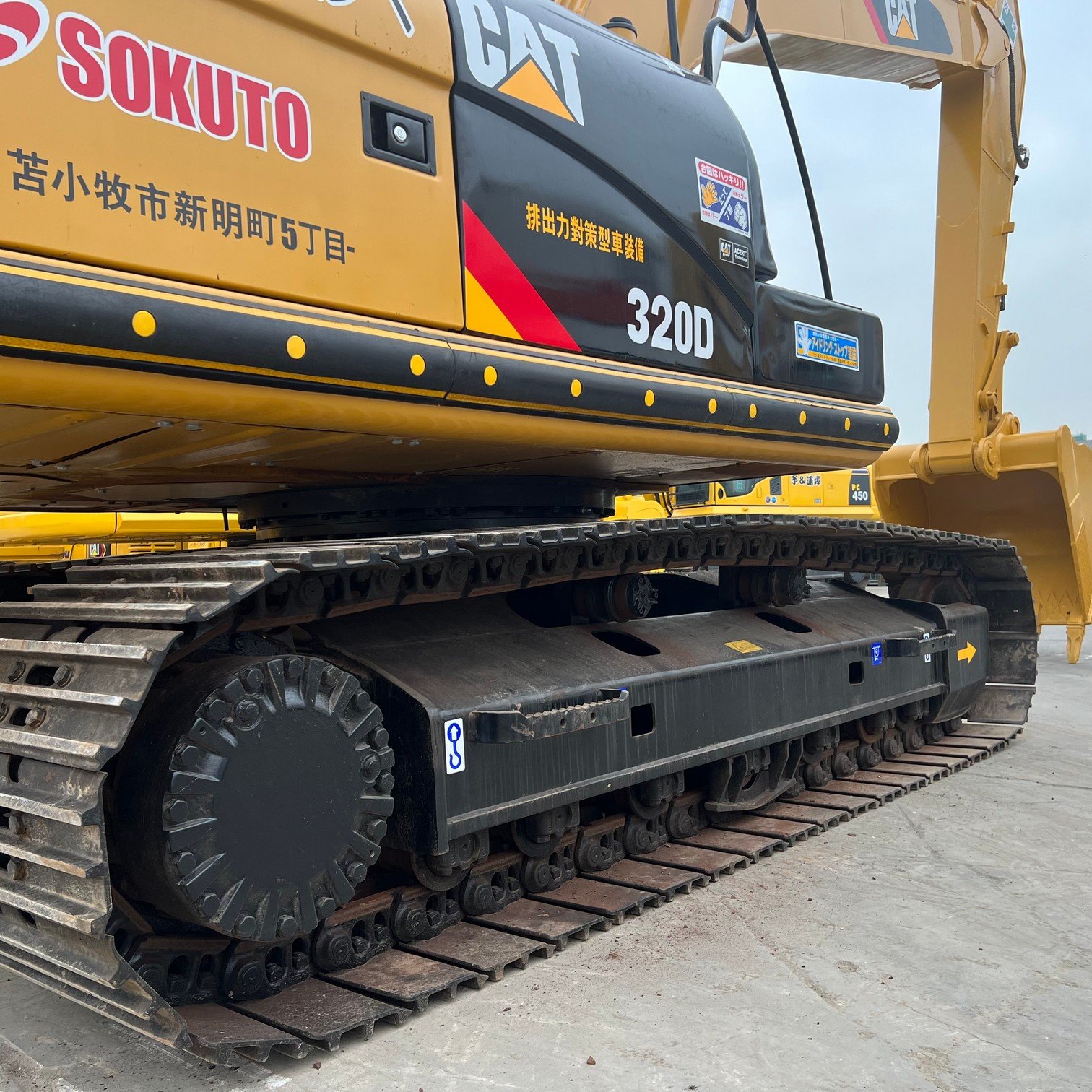 Used Caterpillar digging machinery CAT 320 320D 320DL crawler excavator machine with drilling attachments for sale
