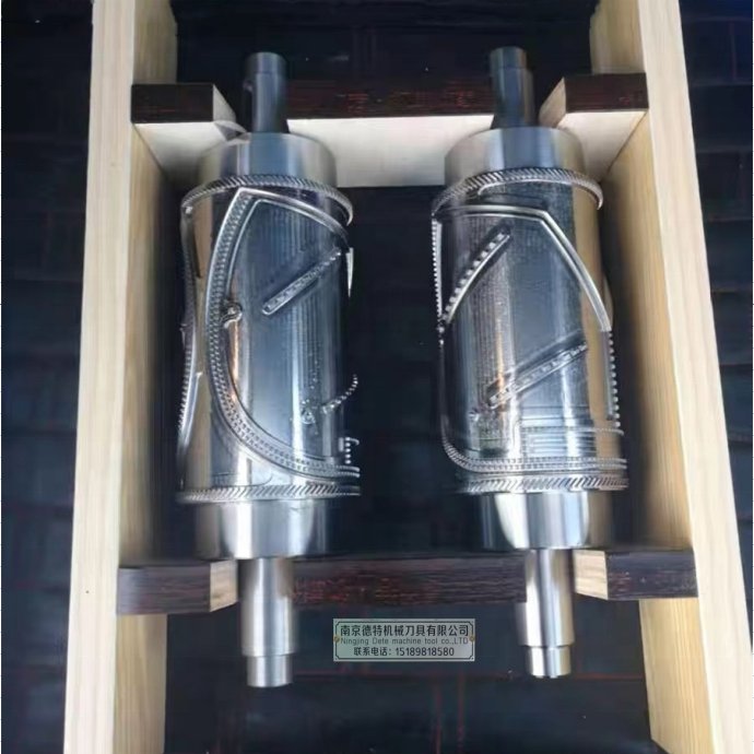 Dete Mask Machine Roller Custom Embossing Roller with 0.6mm Depth Logo Casting Mould