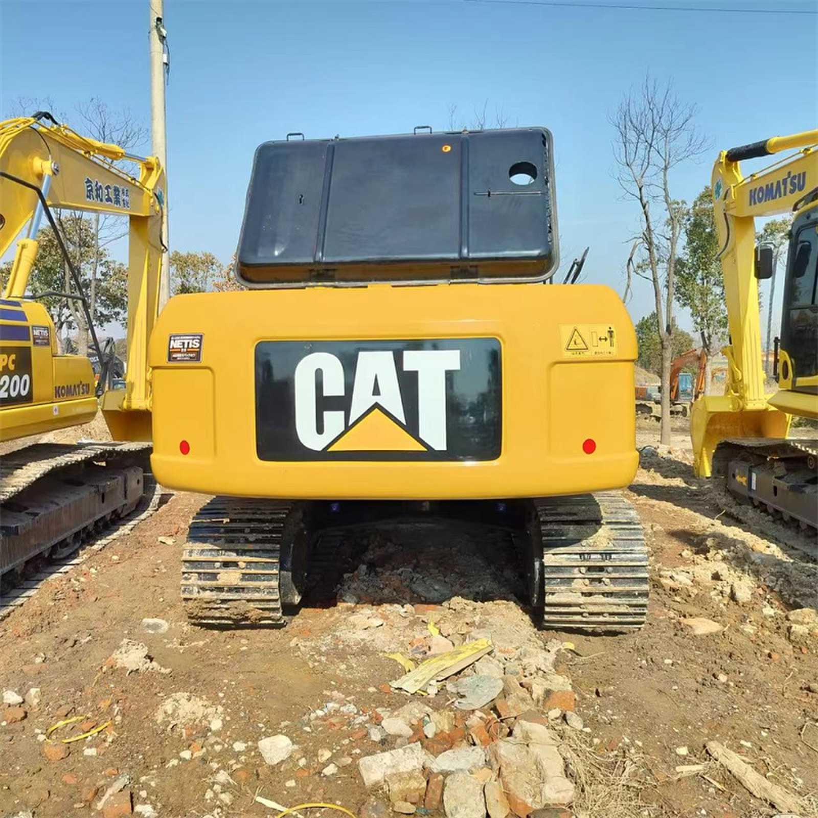 New Arrival Used Caterpillar Cat320D2 Excavator from Japan Hydraulic Crawler Digger With Good Running Condition For Sale