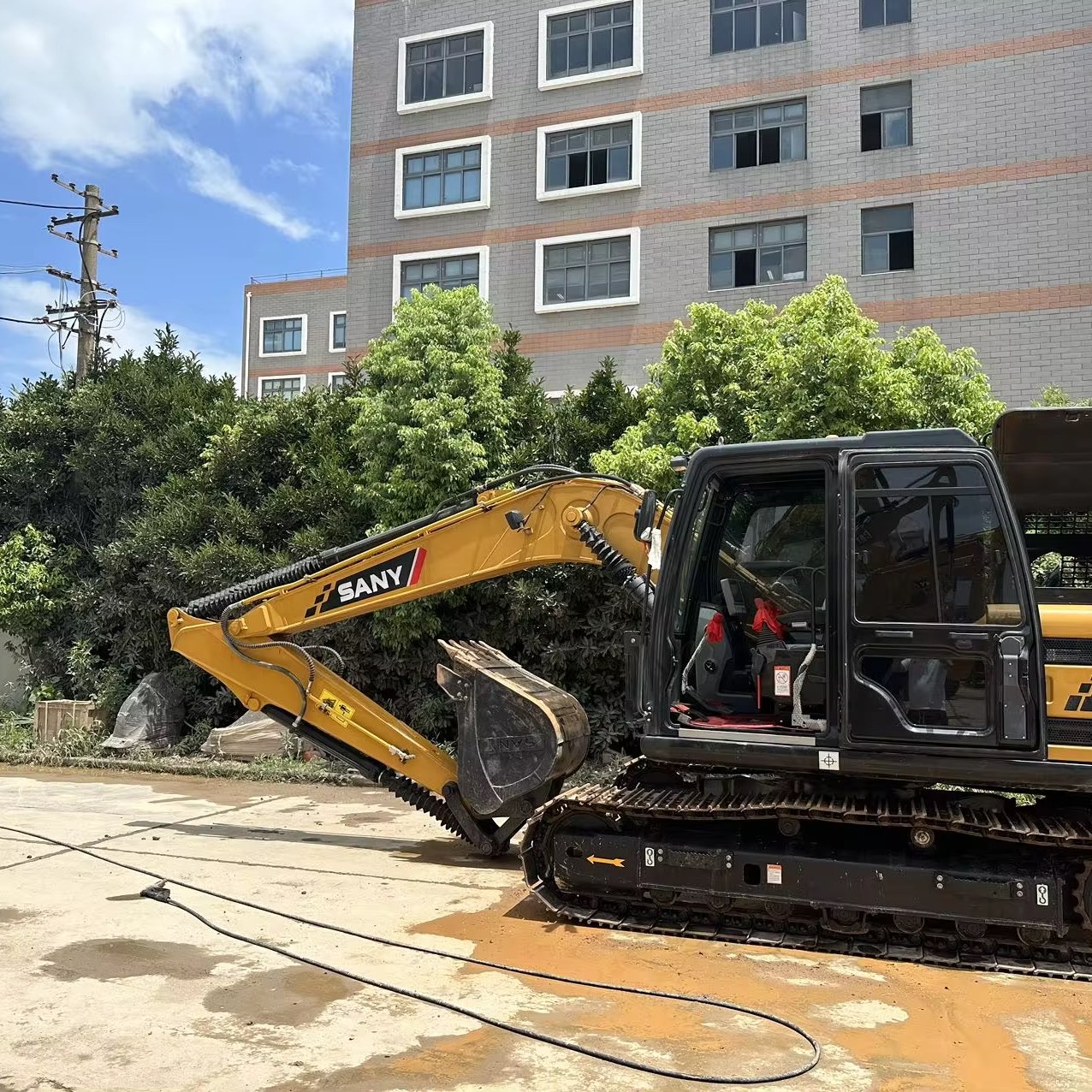 made in China used excavator SANY 135second hand excavator SANY 135 hot sale