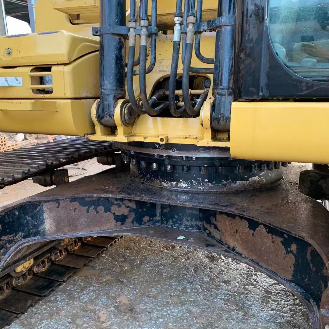 90%New Crawlerl Excavator Hot selling Easy operation Used excavator Carter320D