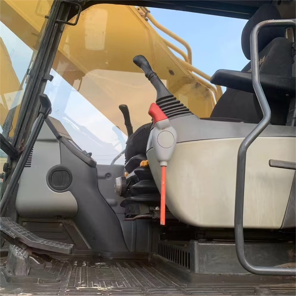 Used Komatsu 2017 PC400-8 40Ton Engineering Construction Machinery Earth-moving Crawler Big Large Digger Excavator