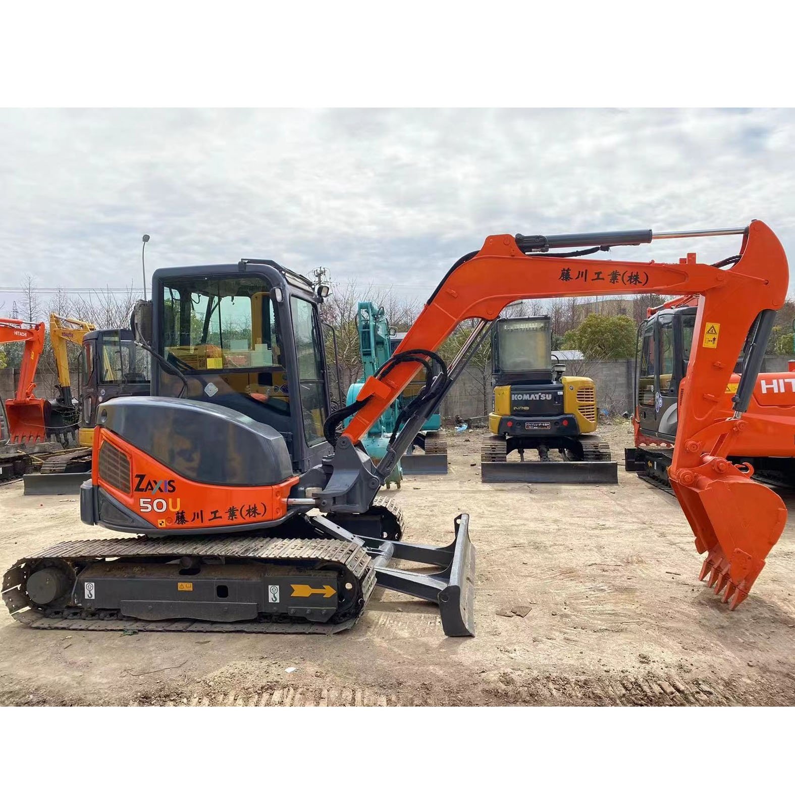 High Quality Used Hitachi ZX50u Crawler Excavator Low Price 5 ton Digger Machine cheap sell second hand Hitachi ZX50u Excavator