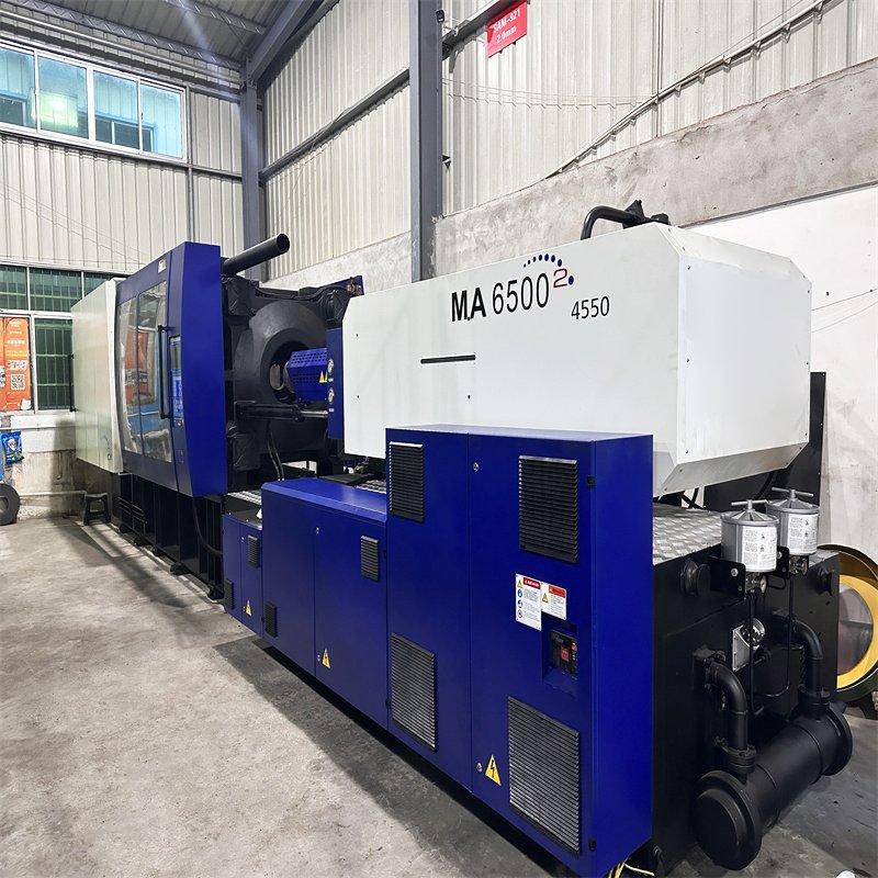 Automatic Injection Molding Machine Bottle Water Preform Injection Molding Machine Lid Blow Molding Machine 650T