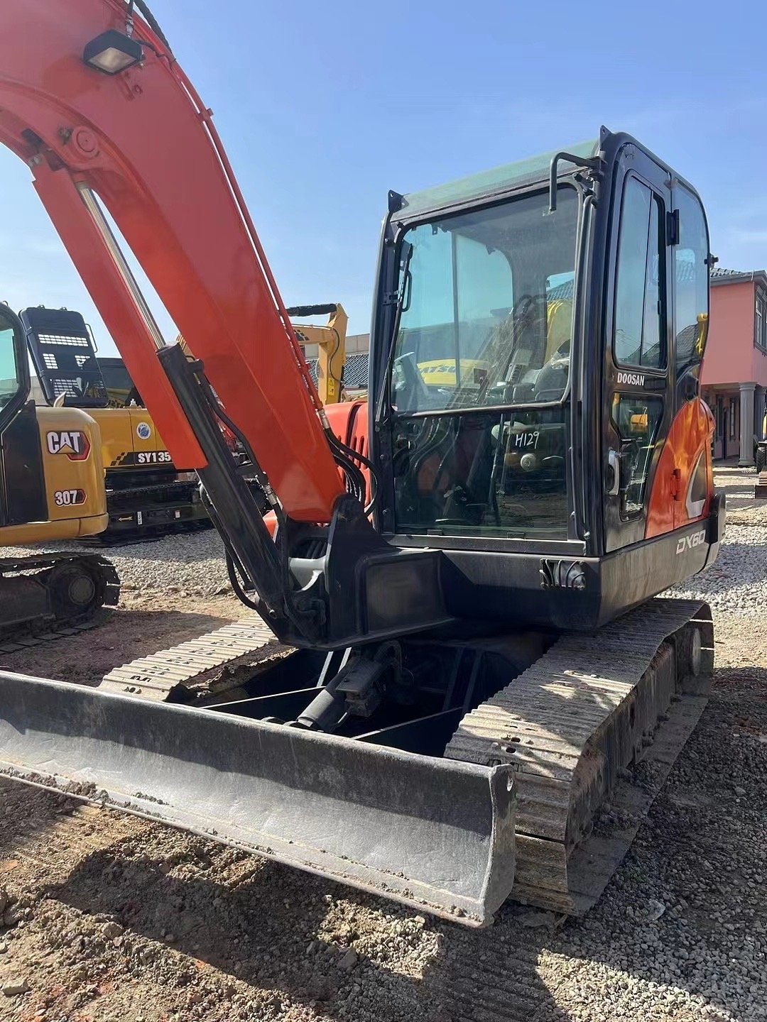 Construction machinery DOOSAN 60 excavator with cheap price and good quality
