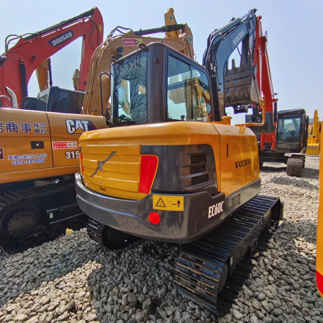 2023 Used excavator VOLVO 60 cheap price good quality original machine for sale,90% new