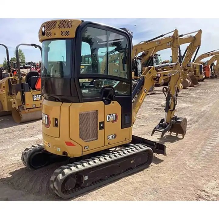 Original used Japan CAT MINI crawler digger price 302 302.5 302.7 2 2.5 ton excavator Caterpillar 20 25 27 excavator