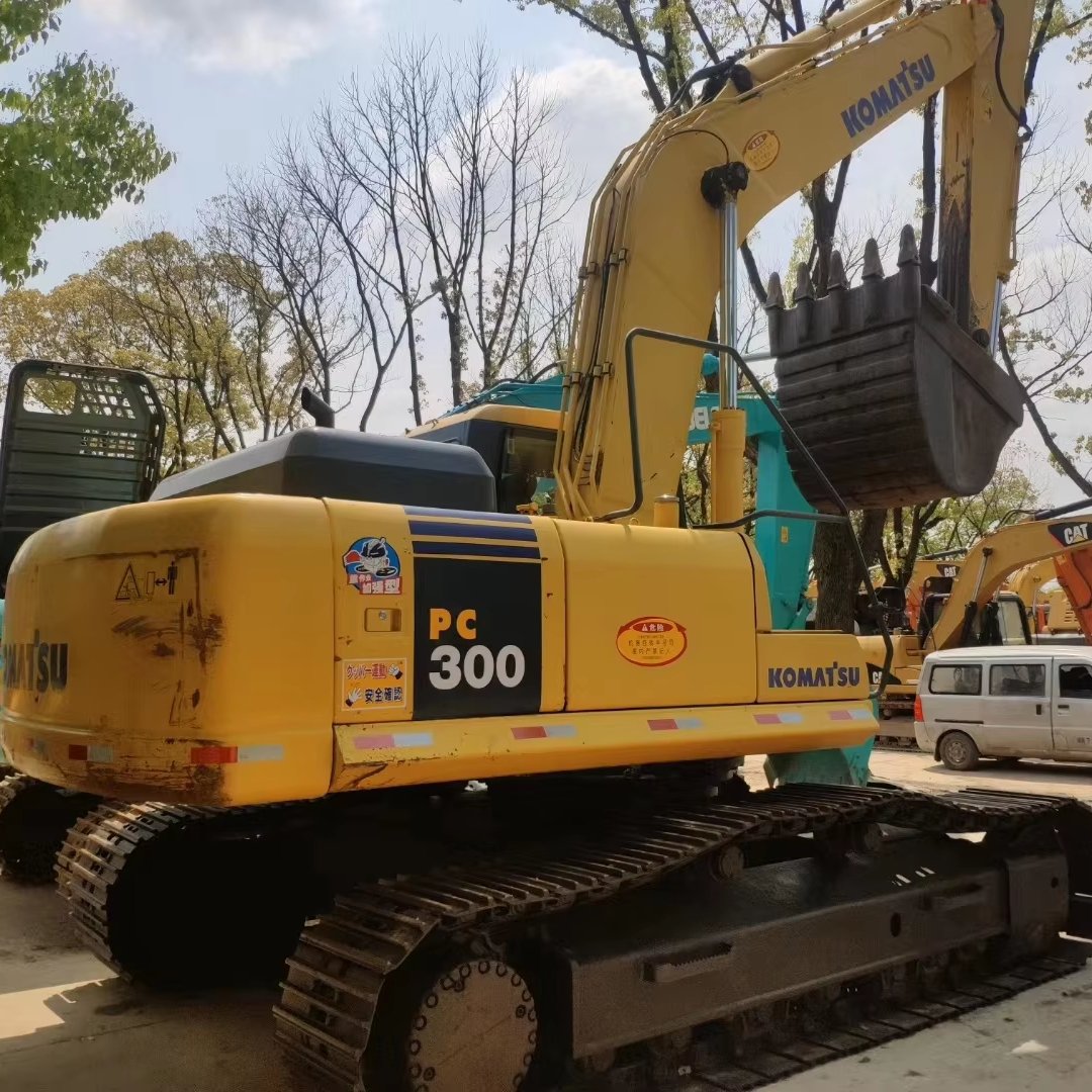 used harga excavadora komatsu Used machinery PC300 excavator machine komatsu PC300-7 hydraulic digger machine used excavators