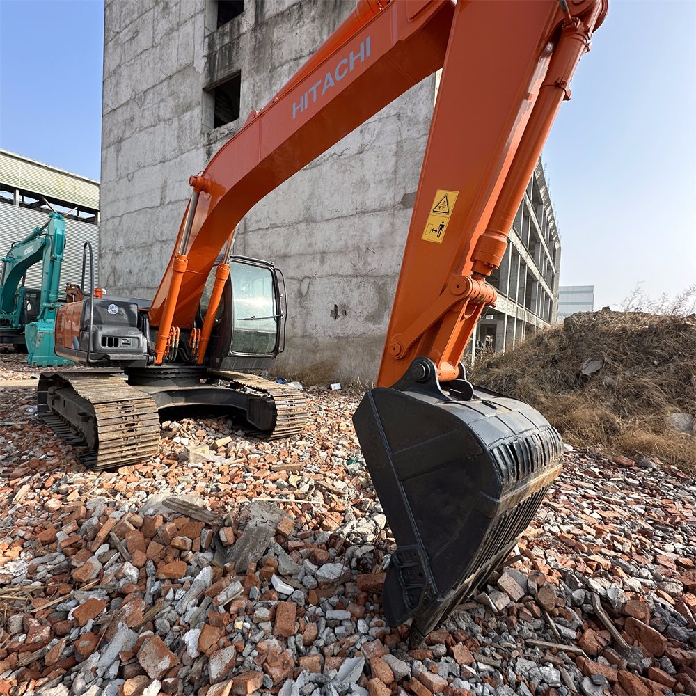 Used Hitachi ZX200-3 hydraulic crawler excavator 20ton EX200 ZX210 ZX240 Hitachi digger excavator machine