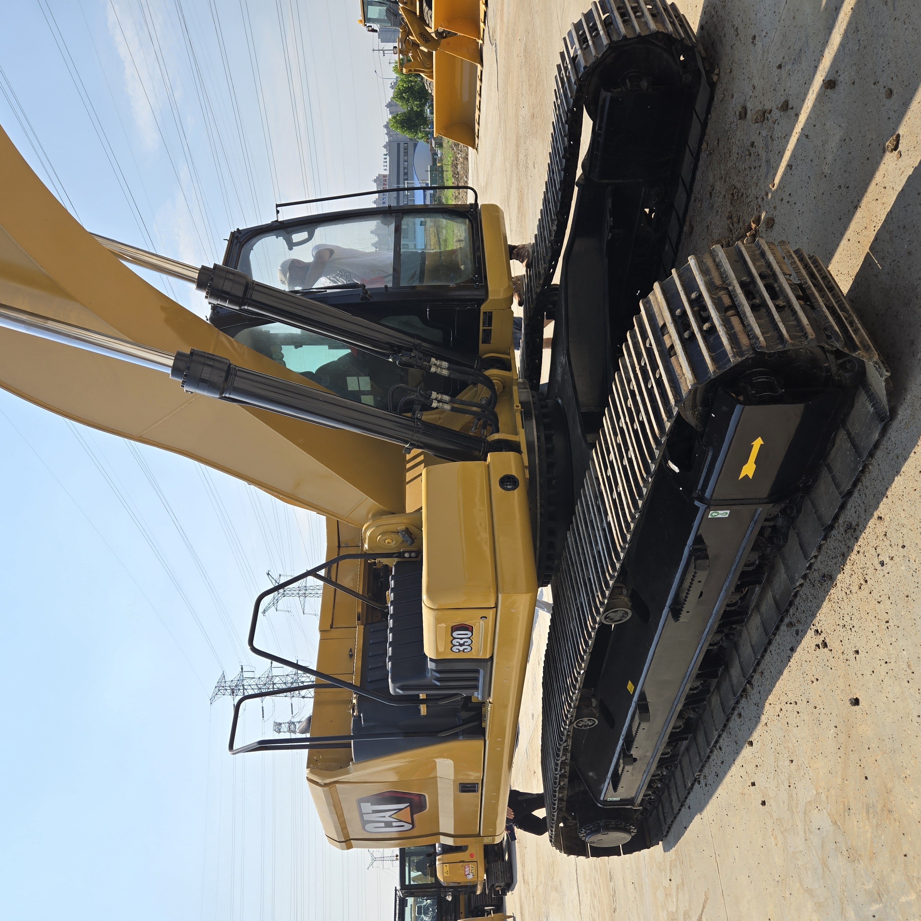 30 Tons Cat 330 Caterpillar Crawler Machine CAT 330 330D 330DL 330GC Construction Equipment Excavator