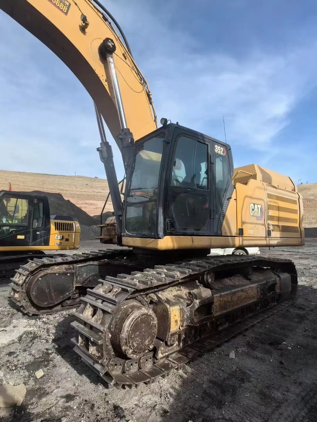 High Quality Imported Caterpillar352 Excavator at Lower Price Used Caterpillar352 Excavator for Sale