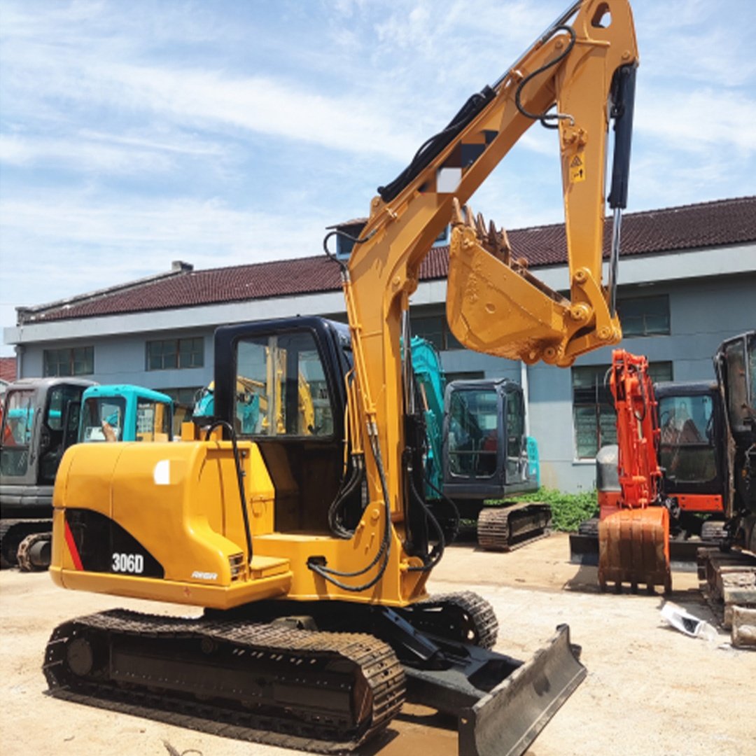 Japanese original CAT 306 used Caterpillar excavator with high quality for hot sale 6 ton second-hand machine